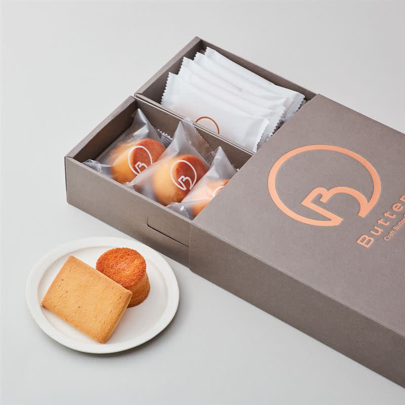 Butter Cake & Sable BOX（奶油蛋糕 經典原味＆奶油餅乾 禮盒組）。（圖／品牌業者提供）