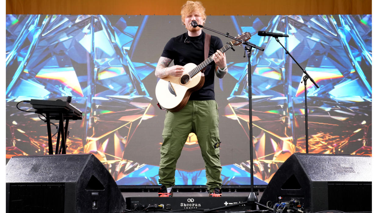  Ed Sheeran performs onstage at the 2023 New Orleans Jazz & Heritage Festival at Fair Grounds Race Course on April 29, 2023 in New Orleans, Louisiana. 