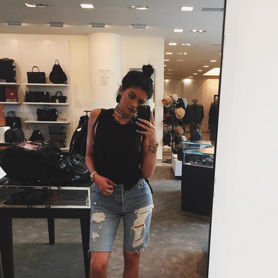 Kylie Jenner and Amandla Stenberg In Online Feud Over Reality Star's ...