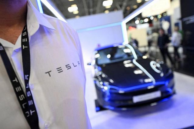 Tesla Plan to Close Stores Could Prove Costly - Barrons