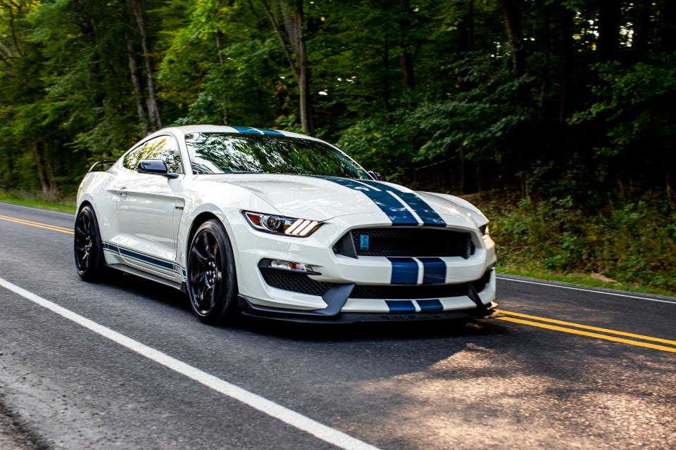 2020 Ford Mustang Shelby GT350R Heritage Edition_6.JPG