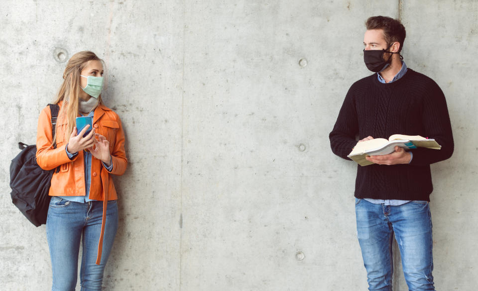 Health experts recommend that parents of college students emphasize the risks of COVID-19 and the importance of wearing masks and social distancing. (Photo: Getty Creative stock image) 