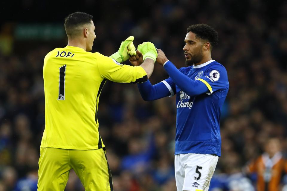 <p>Everton’s Joel Robles and Ashley Williams celebrate </p>