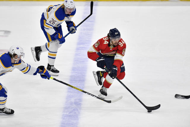 Tkachuk scores, Knight makes big save in Panthers 4-3 win at Buffalo