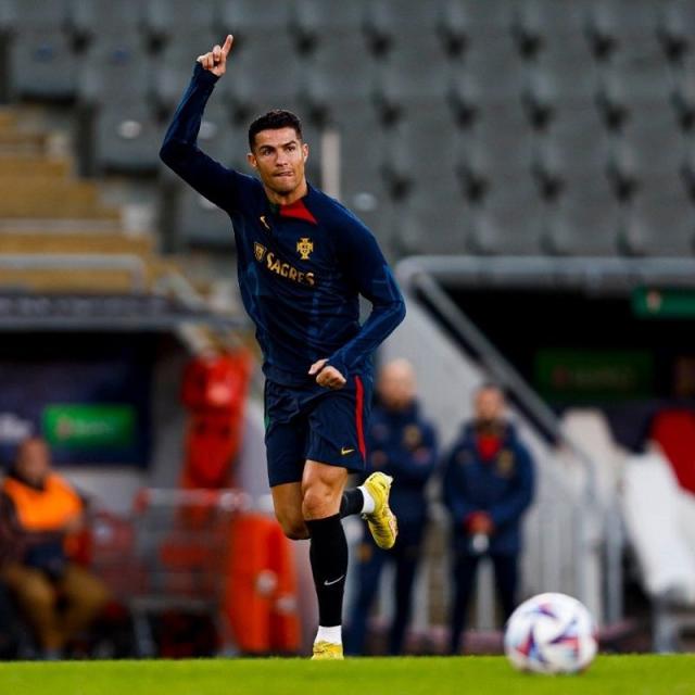 Fans freak out as stylish Lionel Messi and Cristiano Ronaldo pictured  together - Daily Star