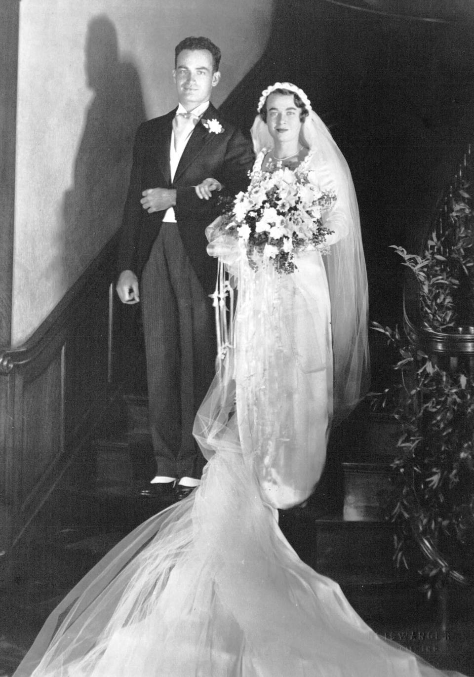 Barry and Peggy Goldwater’s 1934 wedding photo, taken at the Johnson home on Washington Street. The photo is from the Personal and Political Papers of Senator Barry M. Goldwater, Greater Arizona Collection.