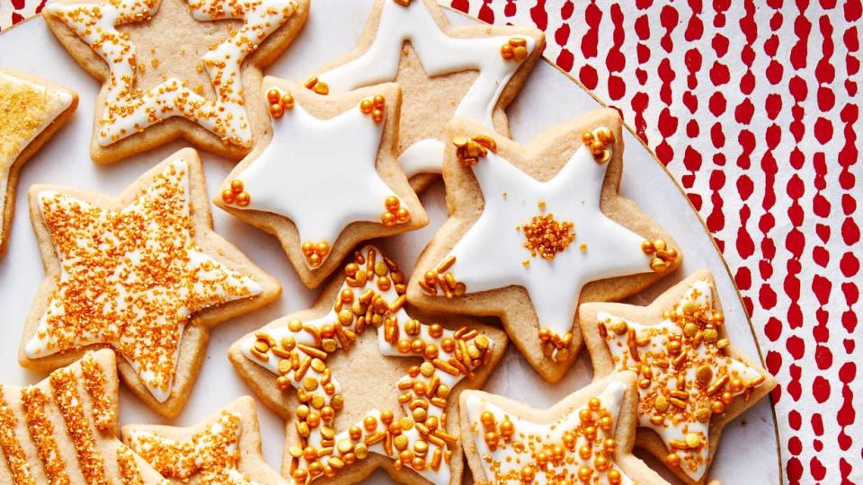 25 Classic Christmas Cookies Full of Vintage Charm