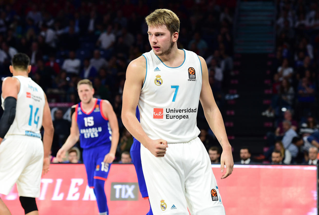 in action during the 2017-18 Turkish Airlines EuroLeague Regular Season Round 1 game between Anadolu Efes Istanbul and Real Madrid at Sinan Erdem Dome on Oct. 12. (Getty)