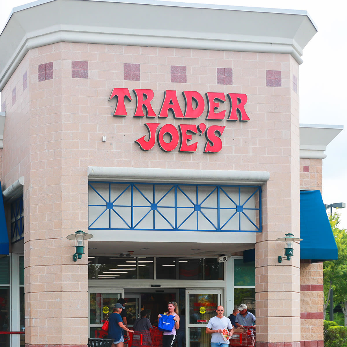 trader joe's storefront