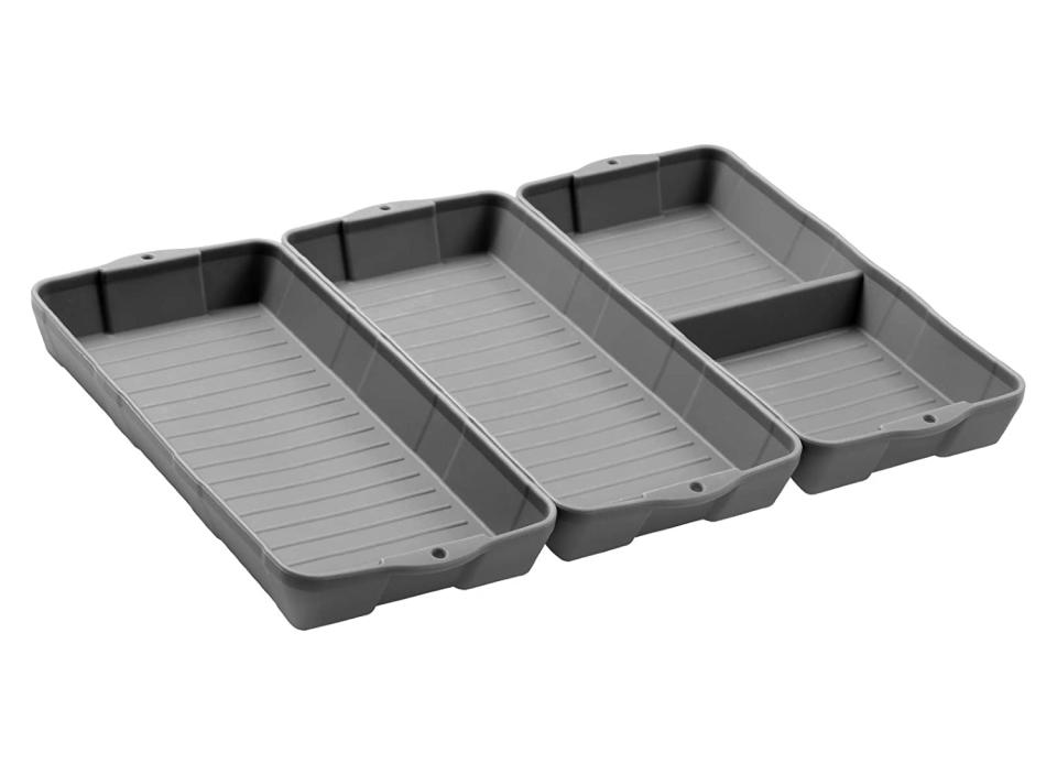 Use these silicone sheet pan dividers the next time you cook. (Source: Amazon)