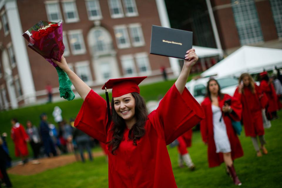 university college commencement graduation