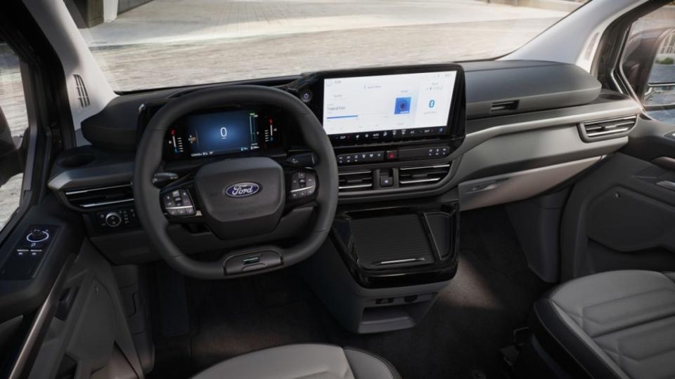 車內導入數位儀表跟14吋SYNC 4系統後，增加不少科技氛圍。(圖片來源/ Ford)