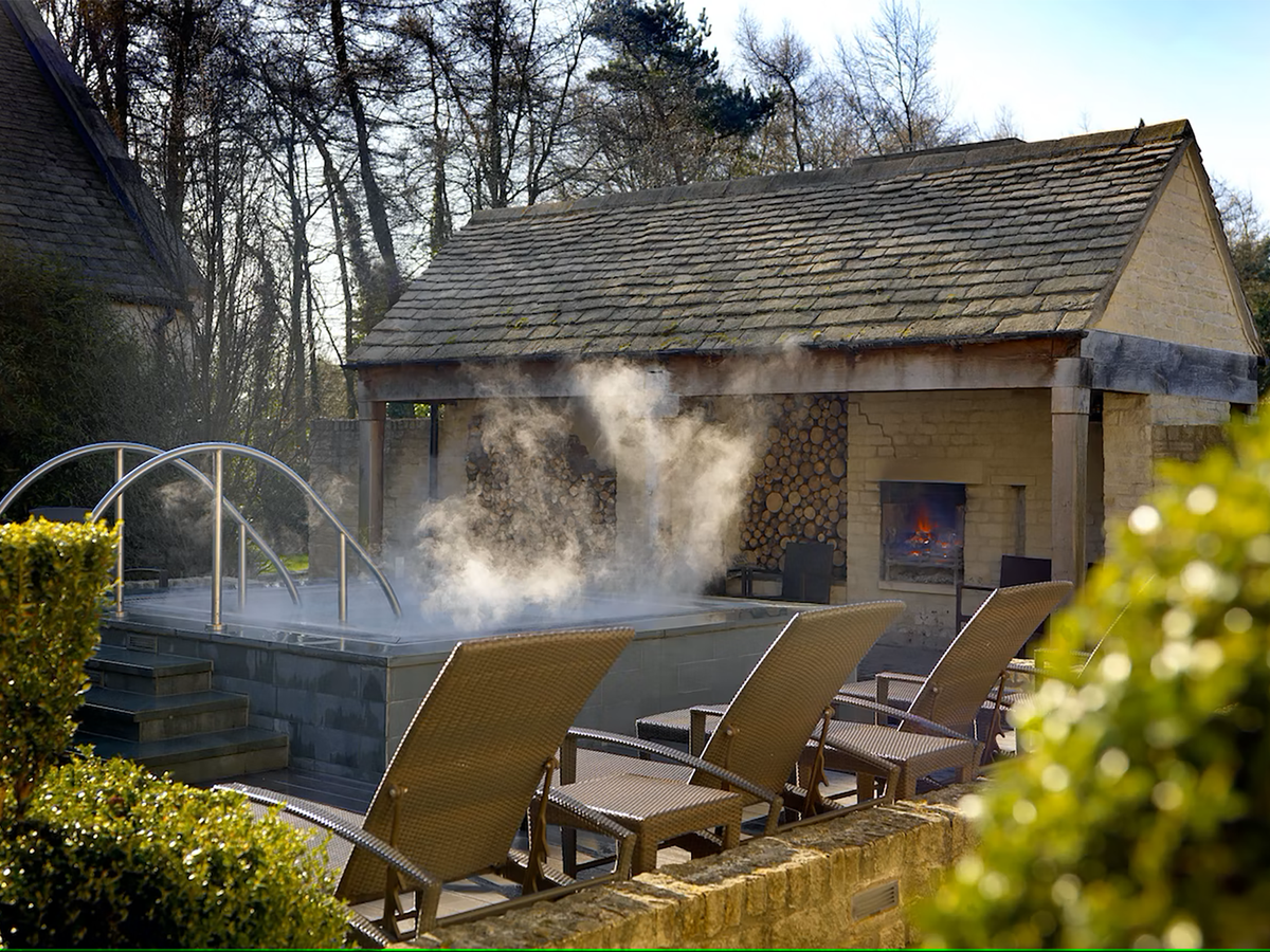 Deeply soothing Aromatherapy Associates treatments are given at the Calcot & Spa (Calcot & Spa)