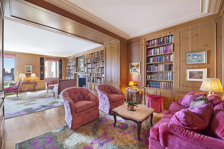 Garbo’s sitting area remains quite pink. (Photo: Halstead Property, LLC)