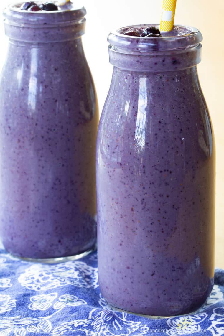 Blueberry Almond Butter Smoothie