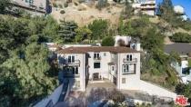 <p>Peters purchased the five-bedroom, six-bathroom home for $1.96 million in 2009 and has since done a full remodel. <br> (Realtor.com) </p>