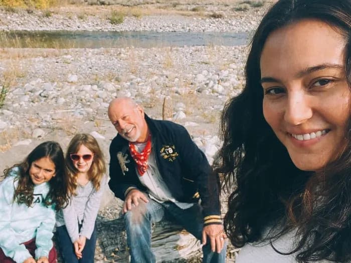 Bruce Willis, su mujer Emma Heming y sus hijas