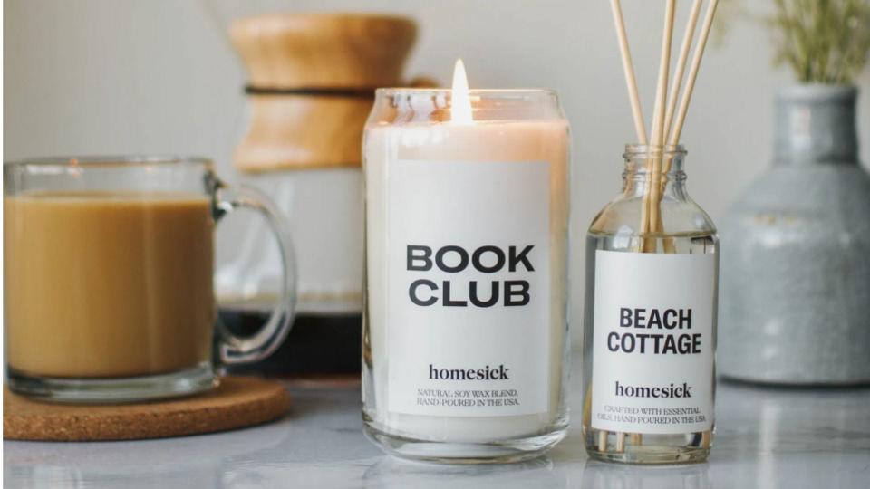 Best gifts for book lovers: Book club candle