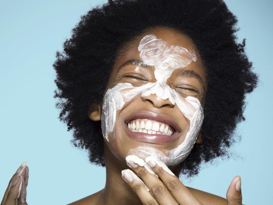 <p>There’s nothing that can cure a bad day (or a bad breakout) quite like a face mask can. Where a lot of skin care products, like <a rel="nofollow noopener" href="https://www.goodhousekeeping.com/beauty-products/g4083/best-anti-aging-serums/" target="_blank" data-ylk="slk:anti-aging serums;elm:context_link;itc:0;sec:content-canvas" class="link ">anti-aging serums</a>, can take a few weeks (or more!) to show results, face masks feel restorative and effective almost immediately. But with so many face masks on the market, it can be difficult to tell which one will be right for your skin type and specific concerns. </p><p>We’re partial to the <a rel="nofollow noopener" href="https://www.goodhousekeeping.com/beauty-products/g3970/best-face-sheet-masks/" target="_blank" data-ylk="slk:best sheet masks;elm:context_link;itc:0;sec:content-canvas" class="link ">best sheet masks</a> we've tested here at the <a rel="nofollow noopener" href="https://www.goodhousekeeping.com/institute/about-the-institute/a19748212/good-housekeeping-institute-product-reviews/" target="_blank" data-ylk="slk:Good Housekeeping Institute Beauty Lab;elm:context_link;itc:0;sec:content-canvas" class="link ">Good Housekeeping Institute Beauty Lab</a>, but these are the face masks that people are freaking out over on <a rel="nofollow noopener" href="https://www.amazon.com/Best-Sellers-Beauty-Facial-Masks/zgbs/beauty/11061121" target="_blank" data-ylk="slk:Amazon;elm:context_link;itc:0;sec:content-canvas" class="link ">Amazon</a> . Can thousands of 5-star reviewers be wrong? Here's why reviewers are obsessed.</p>