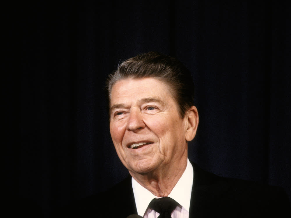 Vor 40 Jahren wurde Ronald Reagan Opfer eines Attentats. (Bild: mark reinstein/Shutterstock)