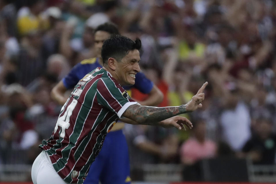 Germán Cano celebra tras anotar el primer gol de Fluminense ante Boca Juniors en la final de la Copa Libertadores en el estadio Maracaná en Río de Janeiro, el sábado 4 de noviembre de 2023. (AP Foto/Bruna Prado)