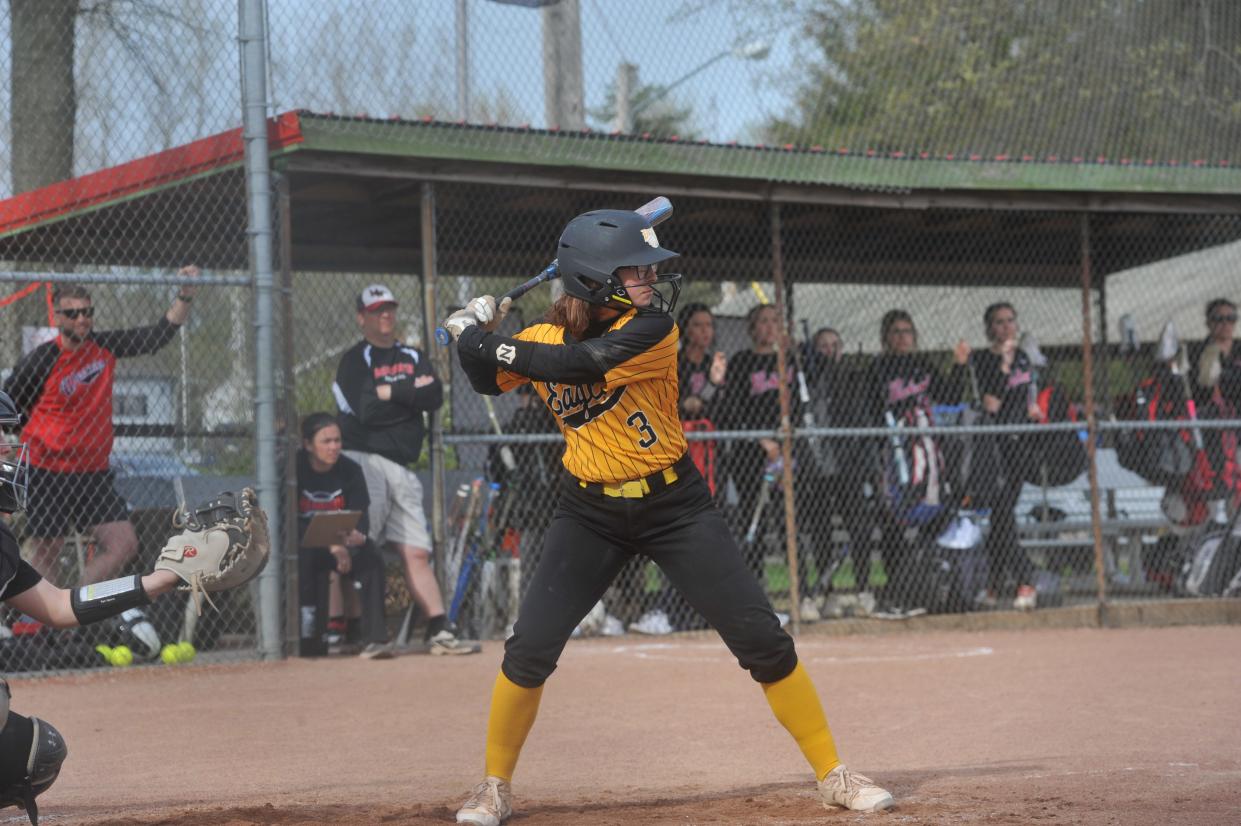 Colonel Crawford's Harley Thomas waits for a pitch.