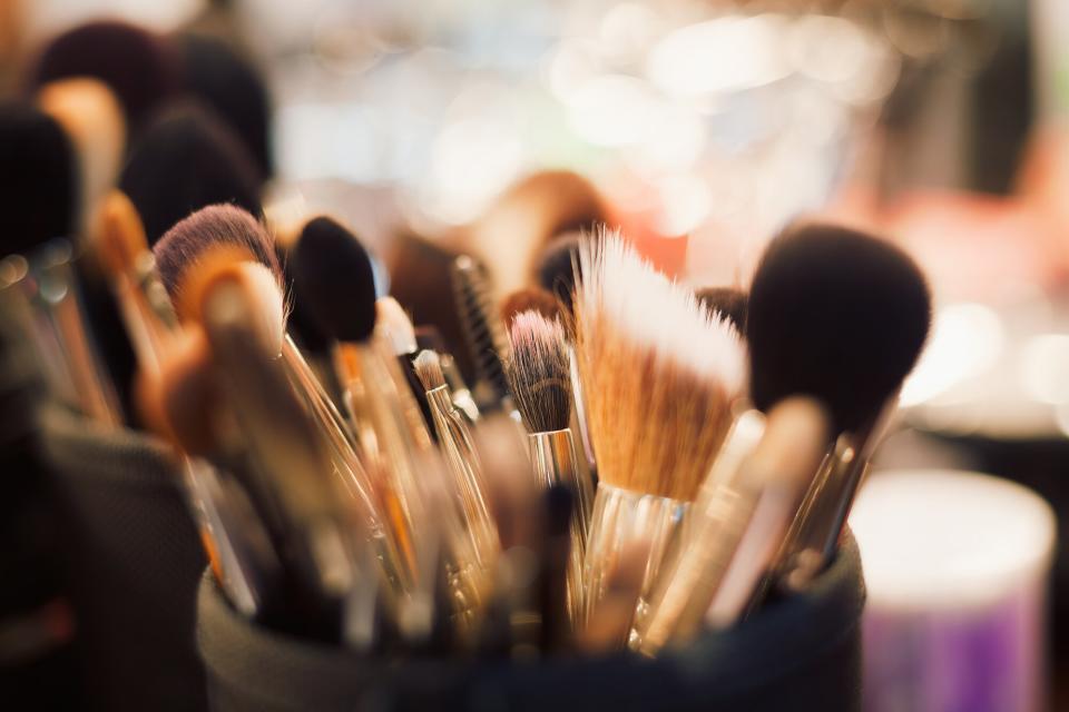 How to Clean Your Makeup Brushes in 3 Easy Steps