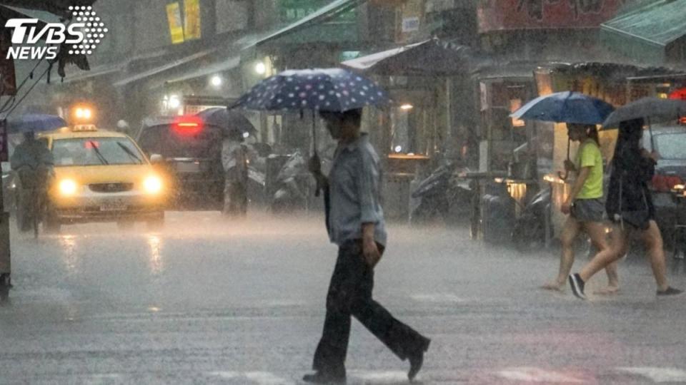 氣象署針對花蓮發布大雨特報。（示意圖／TVBS）