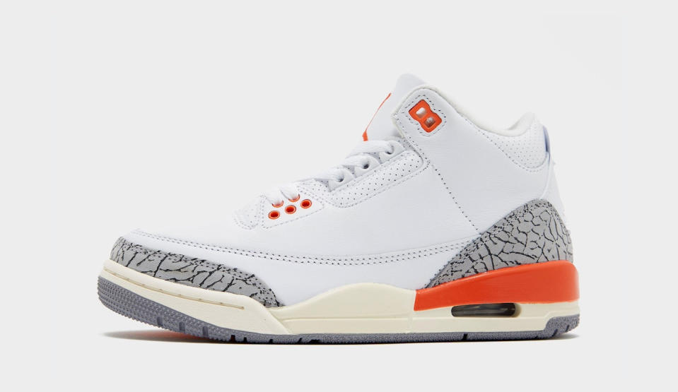 Air Jordan 3 Peach 