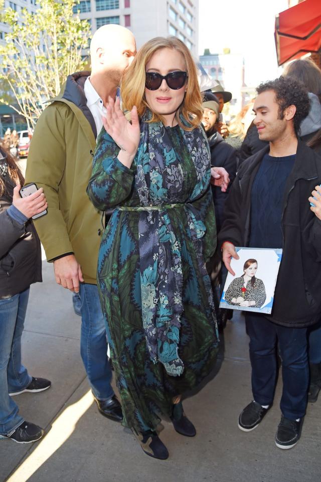 Adele's Fashion Transformation Over the Years, From '19' to '25' – Rvce News