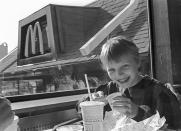 <p>El salario medio eran unos 150 rublos al mes y una hamburguesa costaba 3,75 rublos.<br>Foto: McDonald’s </p>