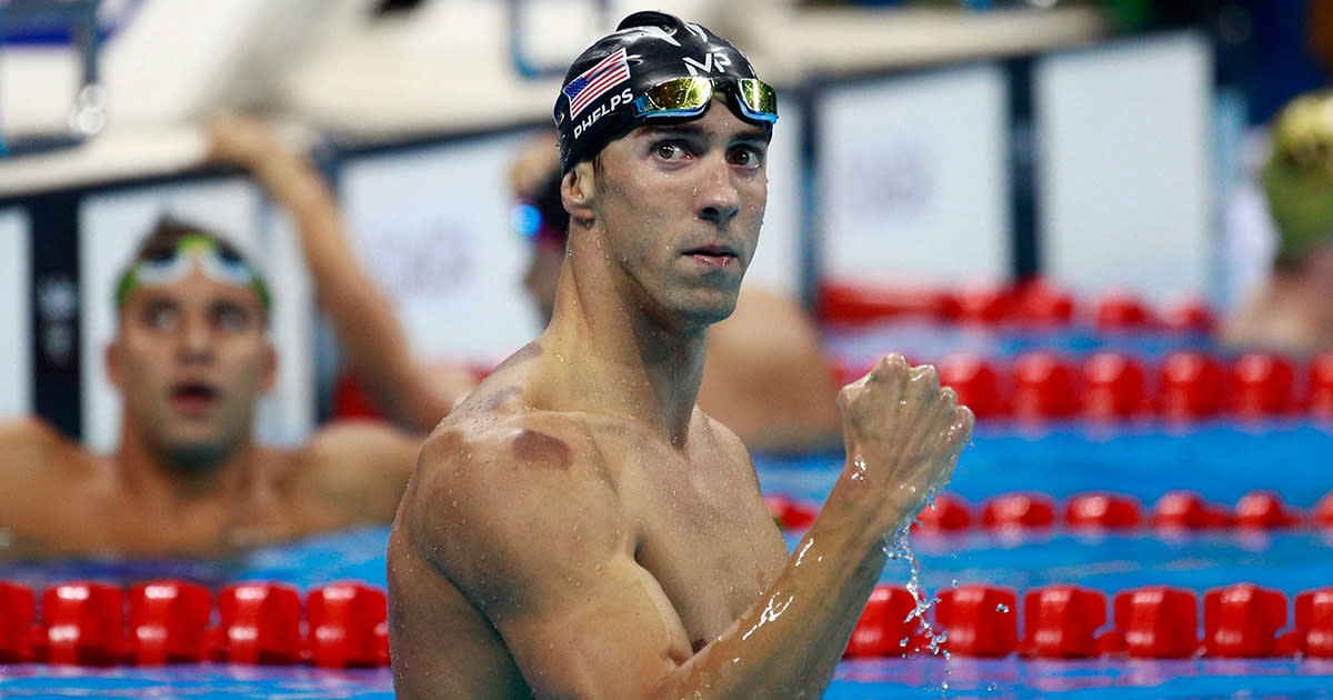 Michael Phelps raced a great white shark, and it was epic