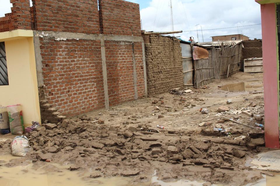 Perú enfrenta fenómeno de "El Niño costero" con lluvias y desbordes de ríos