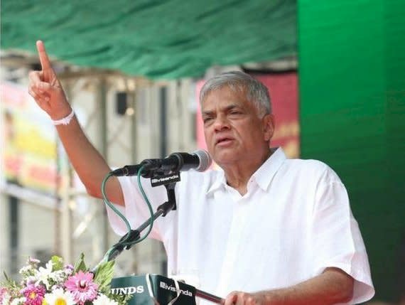 遭總統撤職的斯里蘭卡總理威克瑞米辛赫(Ranil Wickremesinghe)。(圖：威克瑞米辛赫臉書)