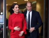 <p>It’d be difficult to miss the Duchess of Cambridge’s impressive engagement ring — 14 diamonds around a 12-carat sapphire, the bobble is said to be worth a staggering $400,000. But pay close attention, and you’ll notice that some senior members of the royal family have chosen not to wear their wedding rings — including Prince William.</p>