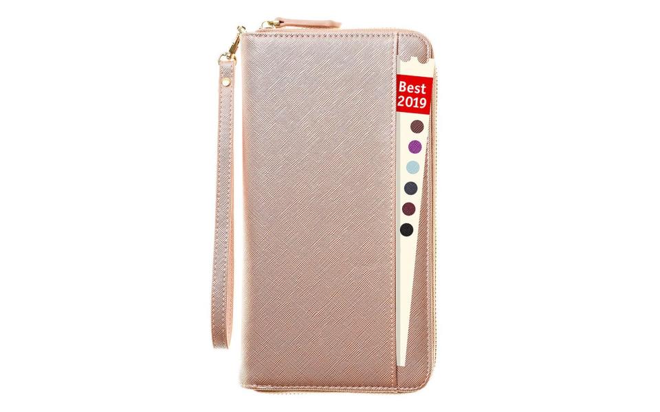 Apadi RFID Blocking Slim Zip Wallet