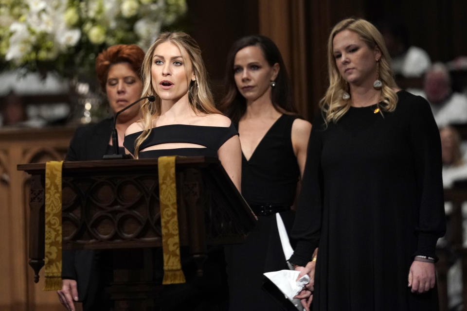 Elizabeth Dwen Andrews reads scripture during a funeral service for former President George H.W. Bush at St. Martin’s Episcopal Church Thursday, Dec. 6, 2018, in Houston. At back are Noelle Lucila Bush, Barbara Pierce Bush and Marshall Lloyd Bush. (Photo: David J. Phillip, Pool/AP)