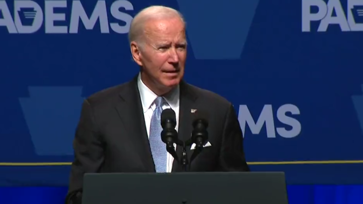 Joe Biden dénonce l’agression qu’a subie Paul Pelosi le 28 octobre 2022.