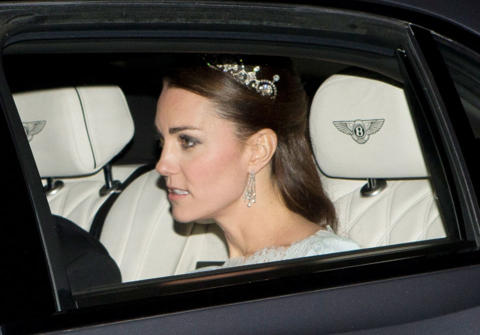 <h1 class="title">kate middleton lotus tiara buckingham palace arriving</h1>