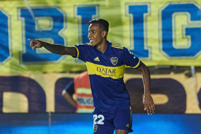 Partido de amistoso entre Boca Juniors y Universitario de Peru, Copa Schneider. Estadio Bicentenario. San Juan, jueves de enero de 2020. Festejo de gol de Sebastián Villa.