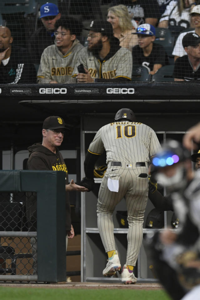 Marlins continue staggering decline with loss to Padres