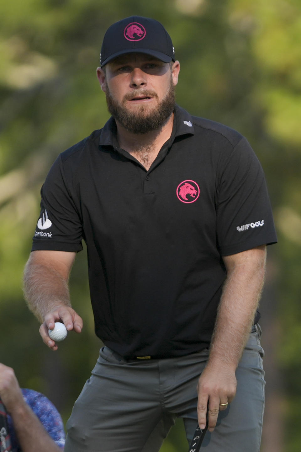 Tyrrell Hatton, of England, waves after making a putt on the seventh hole during the first round of the U.S. Open golf tournament Thursday, June 13, 2024, in Pinehurst, N.C. (AP Photo/Frank Franklin II)