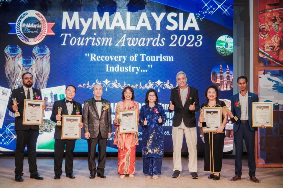 MyMalaysia Tourism Awards 2023 - Group photos with VIPs