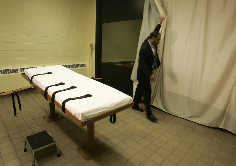 Image: Death chamber at Southern Ohio Corrections Facility