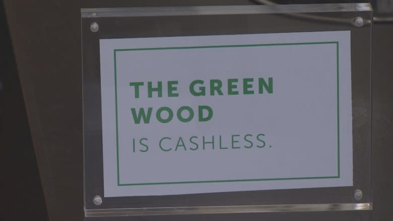 Going cashless catching on in Toronto's trendy eateries