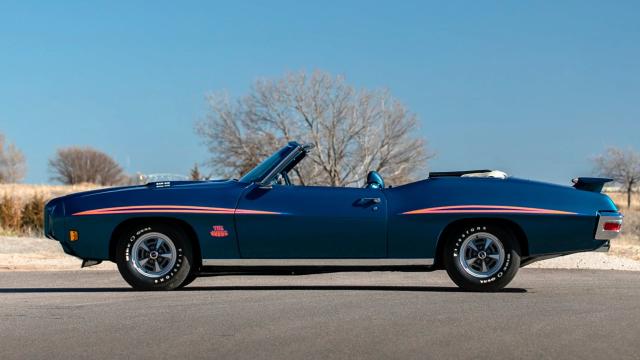 Incredibly Rare and Awesome Pontiac GTO Judge Sold for $1.5 Million - The  Car Guide