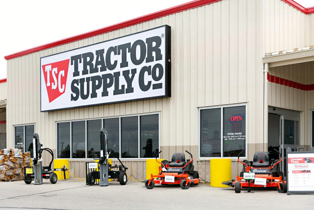 media./is/image/TractorSupplyComp