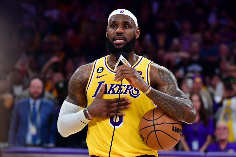 LeBron James thanks the Lakers faithful.