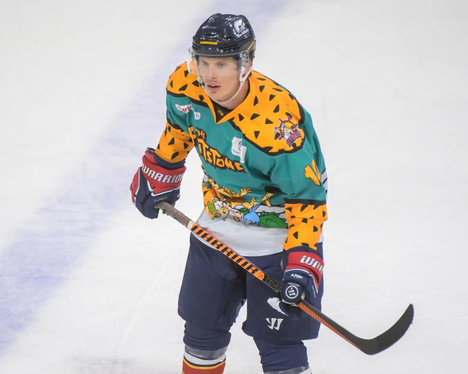 New forward Brennan Blaszczak made his debut with the Rivermen as they battled the Evansville Thunderbolts in the third period of their SPHL hockey match Friday, Dec. 8, 2023 at Carver Arena. The Rivermen defeated the Thunderbolts 5-4.