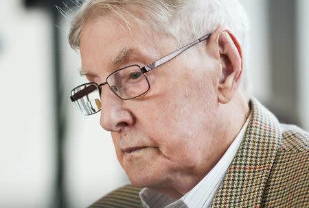 Defendant Reinhold Hanning, a 94-year-old former guard at Auschwitz death camp, sits in a courtroom before the continuation of his trial in Detmold, Germany, April 28, 2016. REUTERS/Bernd Thissen/Pool